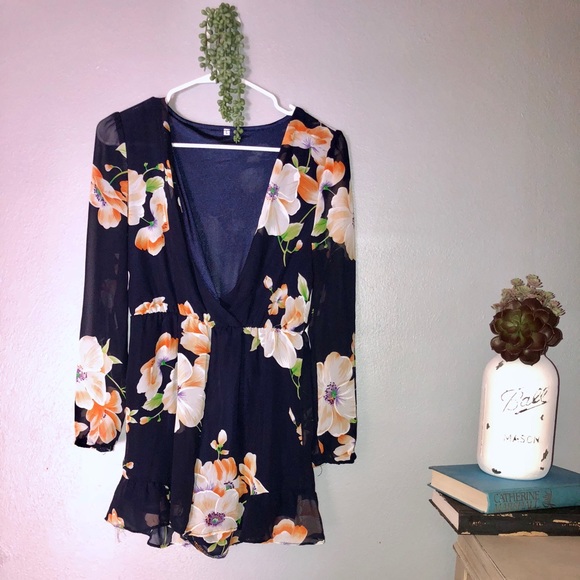 Other - 🦄✨HOST PICK✨🦄 Floral Romper